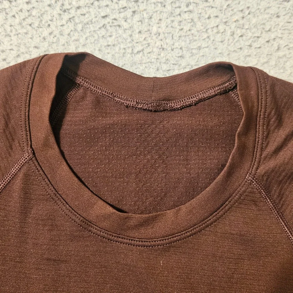 Lululemon Swiftly Tech Short Sleeve Shirt Maroon Red Women's Size 2